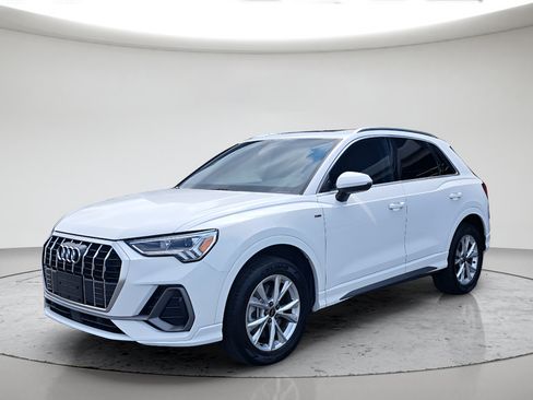 Used 2025 Audi Q3 2.0T Premium AWD/4WD image 7