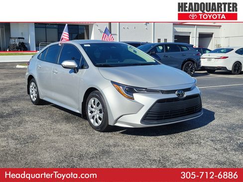 Used 2023 Toyota Corolla LE image 1