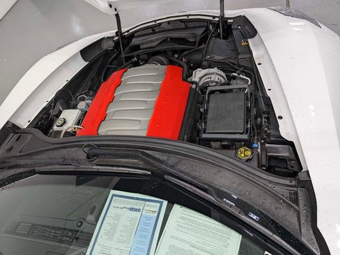 Used 2019 Chevrolet Corvette Stingray Convertible w/ 1LT RWD image 14