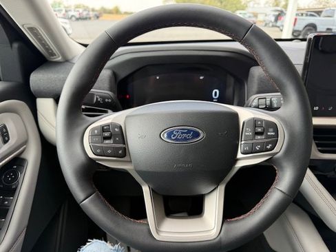 New 2026 Ford Explorer Active w/ Active Comfort Package image 22