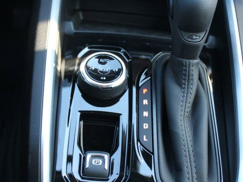 New 2026 Chevrolet Colorado Trail Boss AWD/4WD image 39