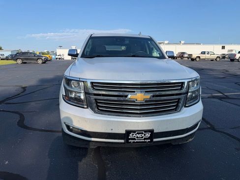Used 2017 Chevrolet Tahoe Premier AWD/4WD image 4