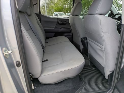 Used 2019 Toyota Tacoma SR w/ SR Convenience Package image 24