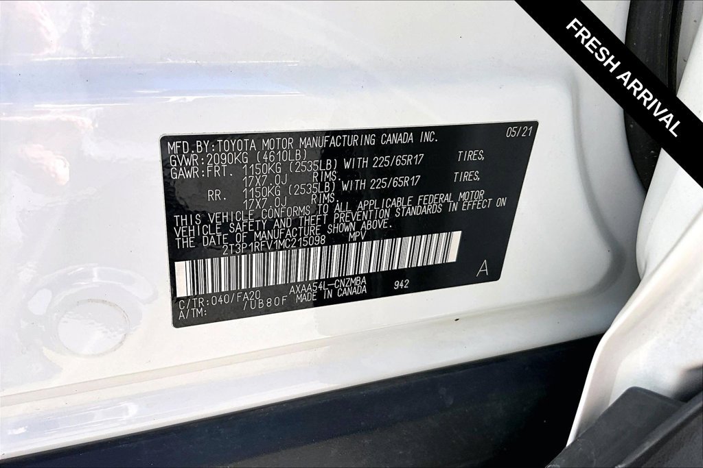 Used 2021 Toyota RAV4 XLE w/ Convenience Package AWD/4WD image 18
