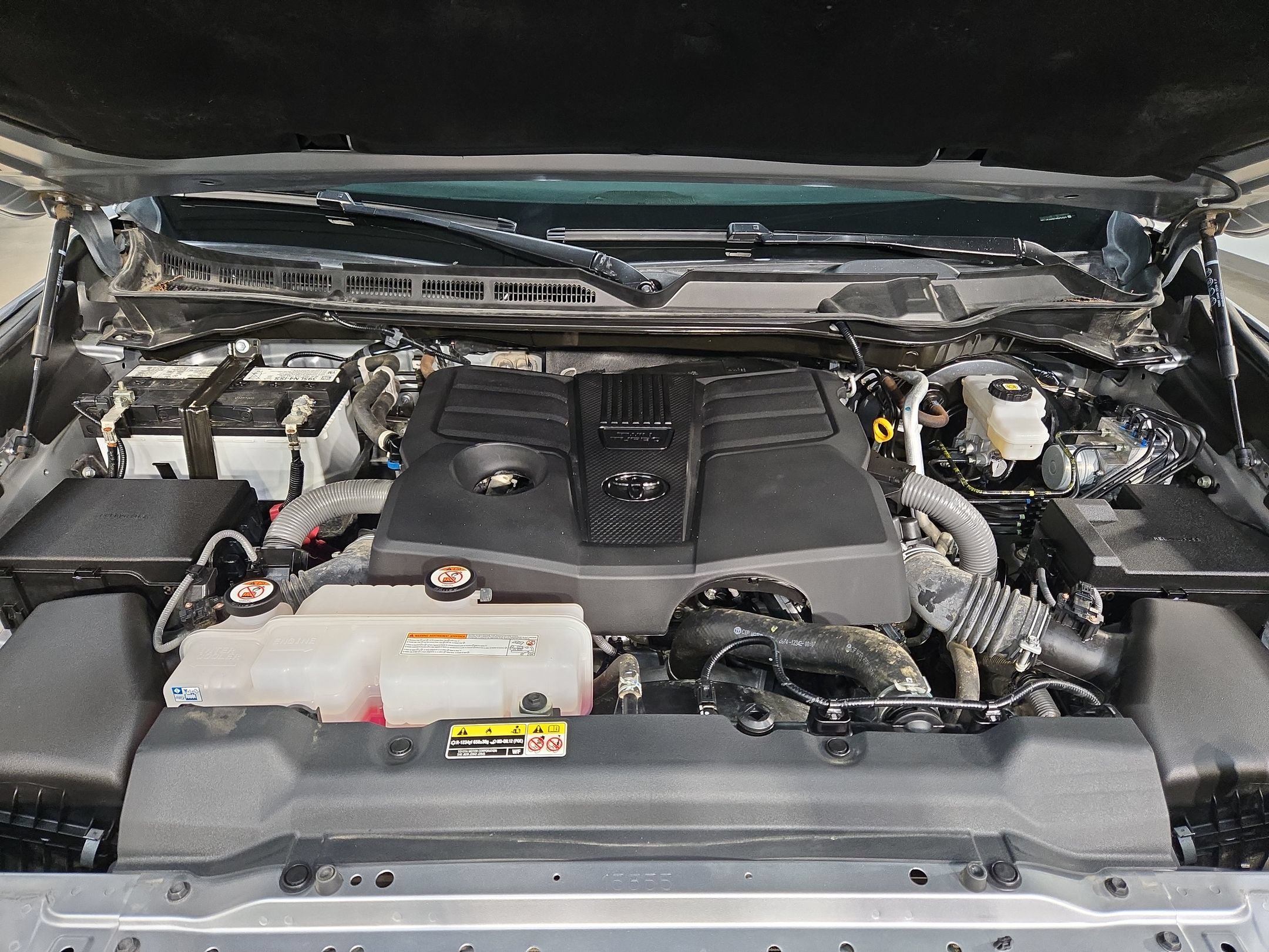Used 2025 Toyota Tundra SR5 w/ SX Package RWD image 19