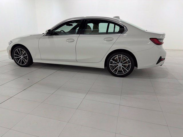 Used 2020 BMW 330i xDrive Sedan w/ Convenience Package AWD/4WD image 2
