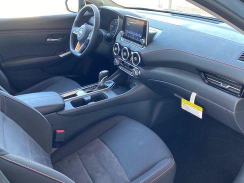 Certified 2025 Nissan Sentra SR w/ Midnight Edition FWD image 23