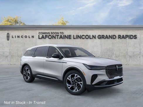 New 2026 Lincoln Nautilus Premier AWD/4WD image 7
