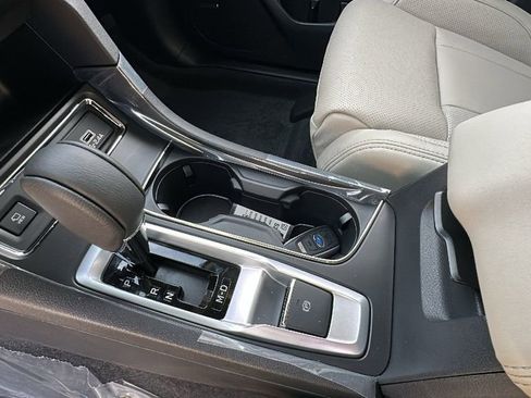 New 2026 Subaru Ascent Limited AWD/4WD image 13