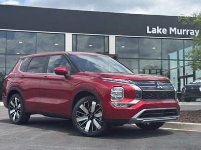 New 2025 Mitsubishi Outlander SE