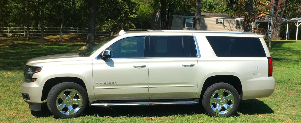 Used 2017 Chevrolet Suburban Premier w/ Max Trailering Package RWD image 2
