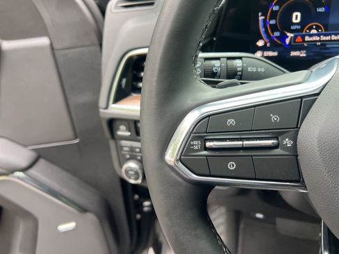 Used 2025 Chevrolet Tahoe High Country AWD/4WD image 25