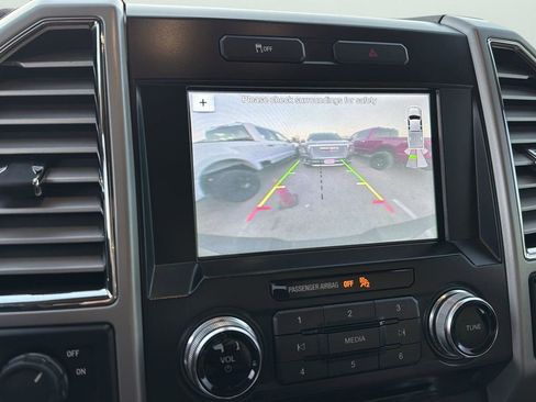 Used 2016 Ford F150 Lariat w/ Equipment Group 502A Luxury image 19