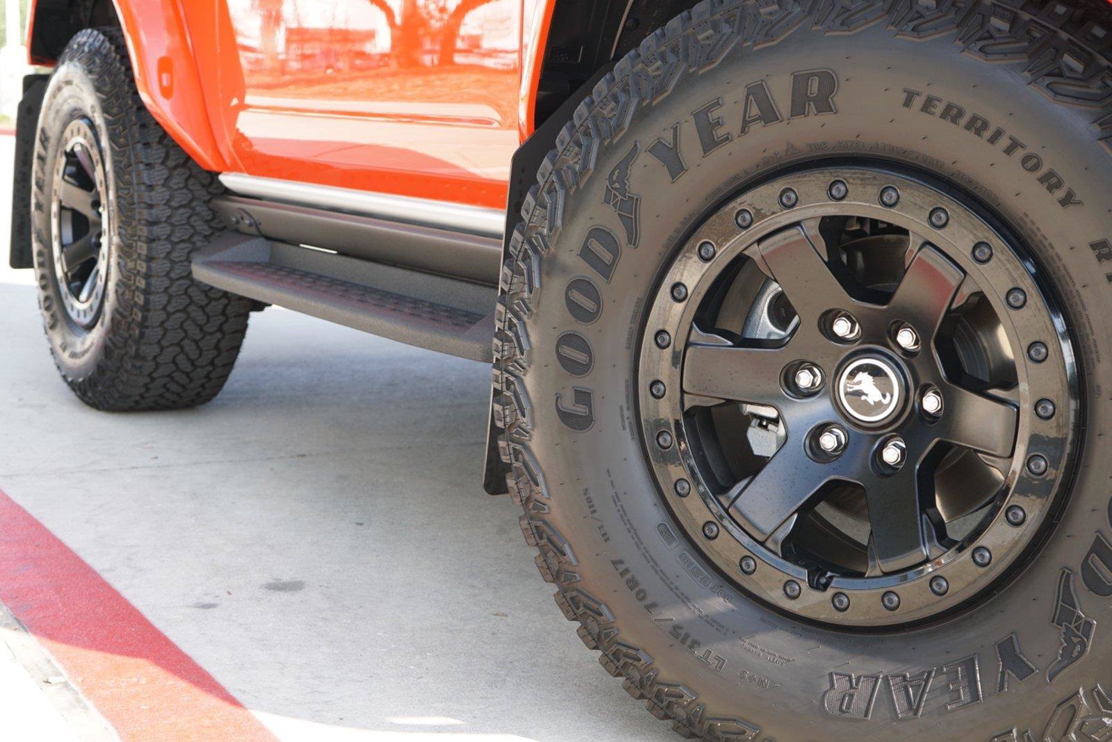 Used 2025 Ford Bronco Stroppe Edition AWD/4WD image 2