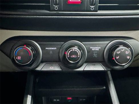 Used 2023 Kia Forte LXS w/ LXS Technology Package image 22