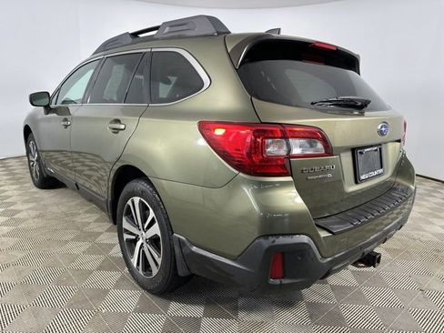Used 2018 Subaru Outback 2.5i Limited AWD/4WD image 5