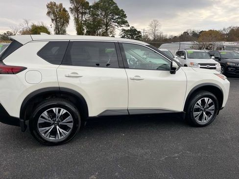 Used 2021 Nissan Rogue SV AWD/4WD image 11