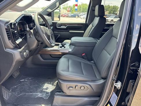 New 2026 Chevrolet Silverado 2500 LT w/ Trail Boss Package AWD/4WD image 3