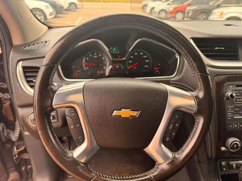Used 2015 Chevrolet Traverse LT w/ Style and Technology Package AWD/4WD image 16