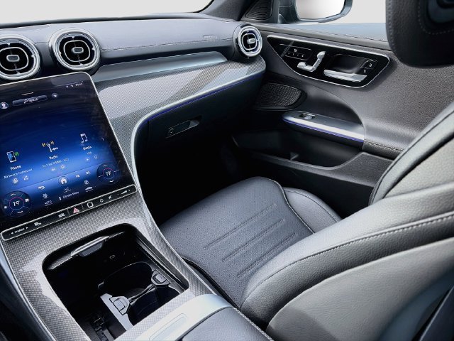 Certified 2023 Mercedes-Benz C 300 4MATIC Sedan image 23