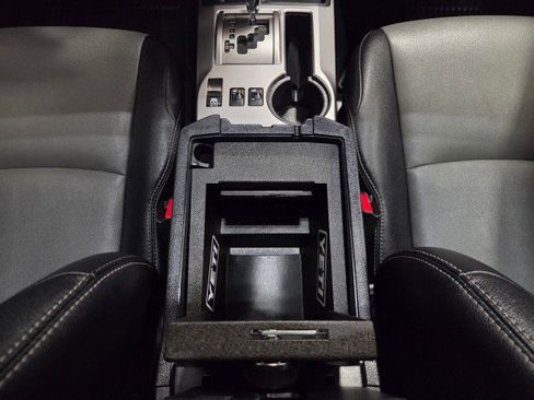 Used 2022 Toyota 4Runner SR5 Premium image 81