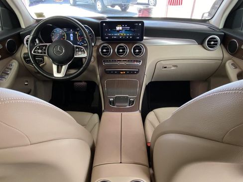 Used 2022 Mercedes-Benz GLC 300 4MATIC w/ Premium Package Lite image 13