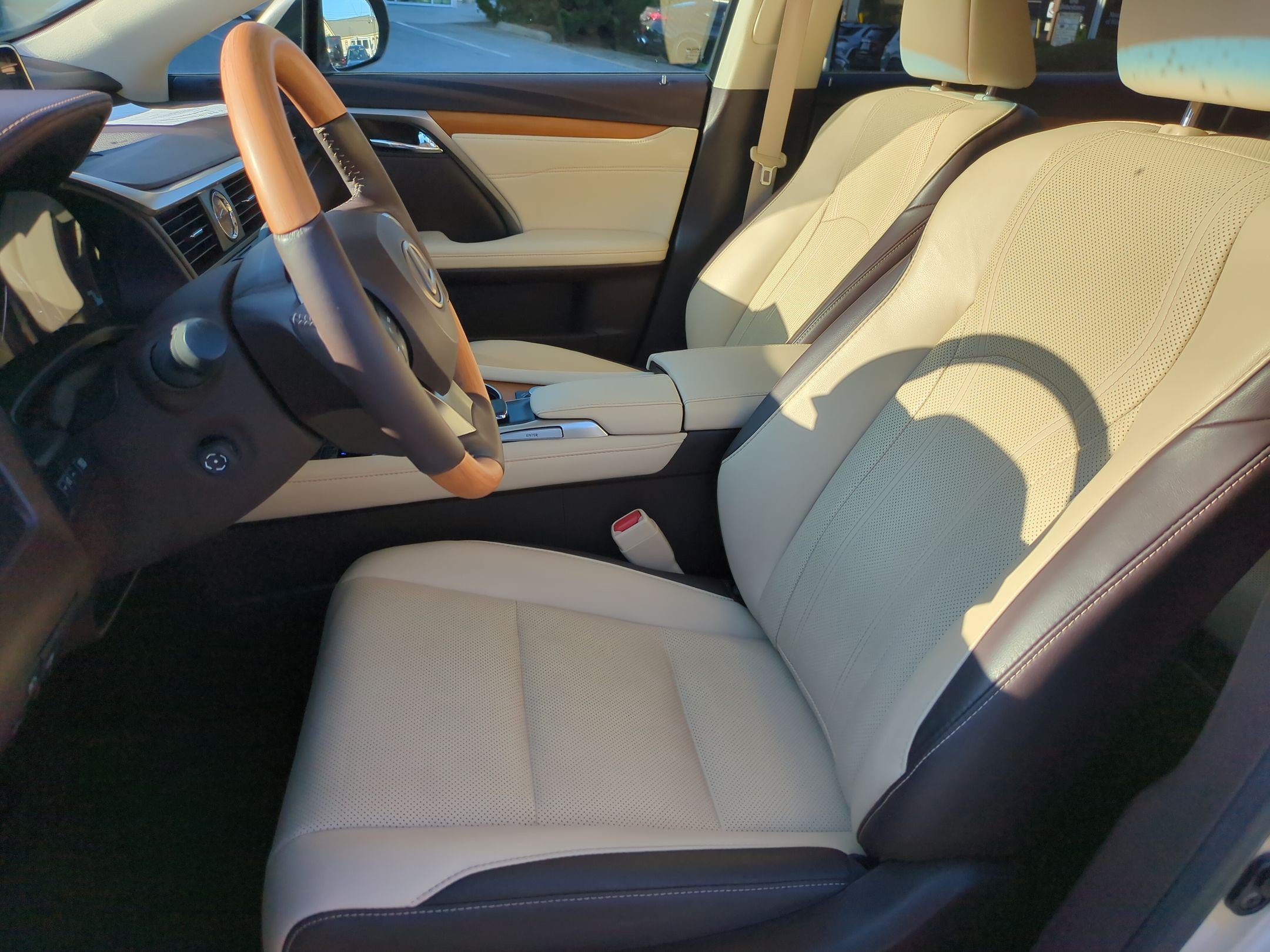 Used 2017 Lexus RX 350 AWD w/ Premium Package image 14