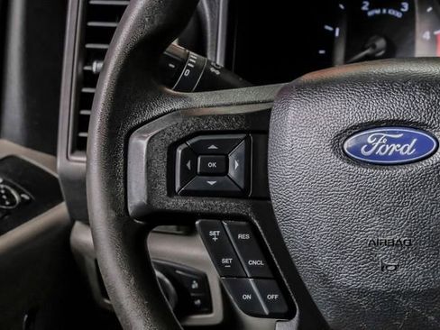 Used 2018 Ford F250 XL w/ Power Equipment Group AWD/4WD image 18