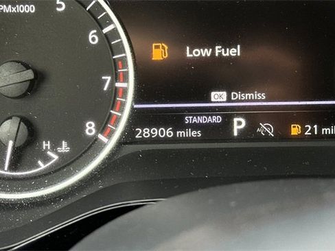 Used 2025 Nissan Pathfinder SV image 28