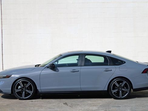 Used 2023 Honda Accord Sport image 45