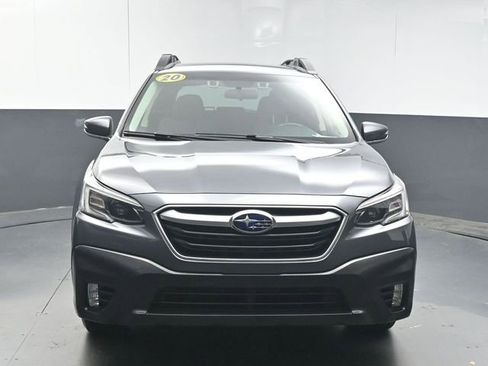Used 2020 Subaru Outback Premium AWD/4WD image 3