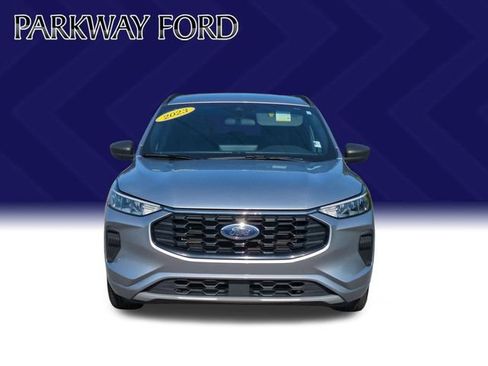 Used 2023 Ford Escape ST-Line w/ Tech Pack #1 FWD image 8