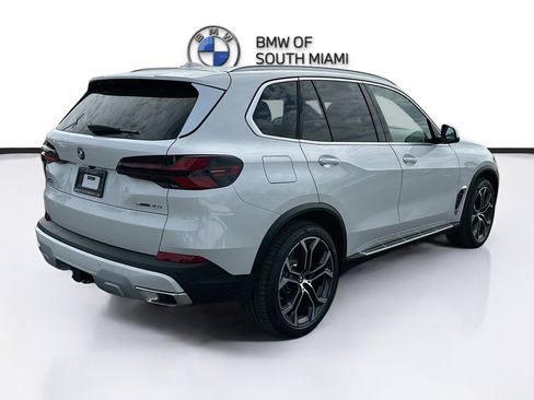 New 2026 BMW X5 sDrive40i w/ Climate Comfort Package image 6