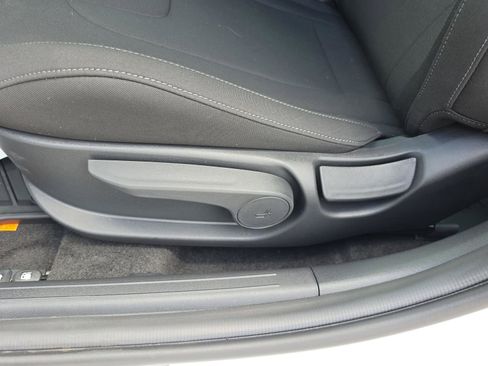 Used 2026 Hyundai Elantra Sport FWD image 22
