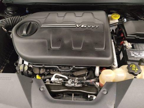 Used 2019 Jeep Cherokee Limited AWD/4WD image 30