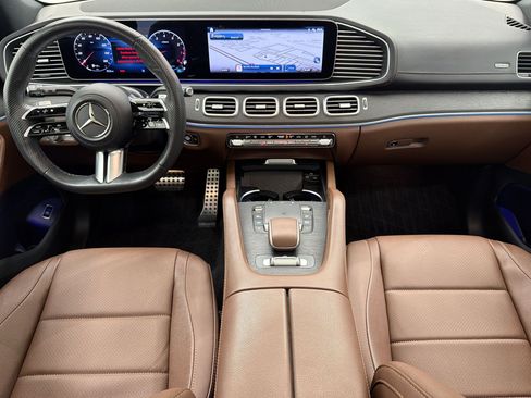 Used 2024 Mercedes-Benz GLS 450 4MATIC image 14