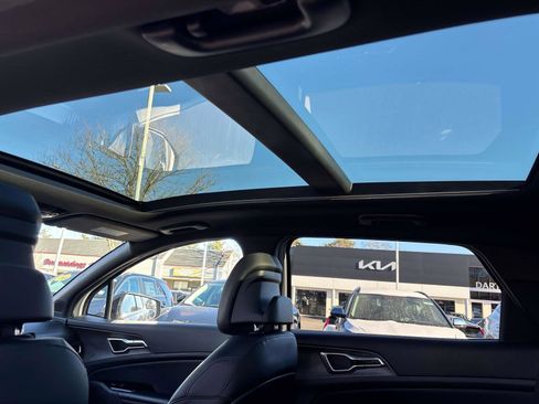 Used 2023 Kia Sportage X-Line w/ X-Line Premium Package image 12