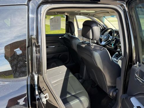 Used 2016 Jeep Compass High Altitude FWD image 21