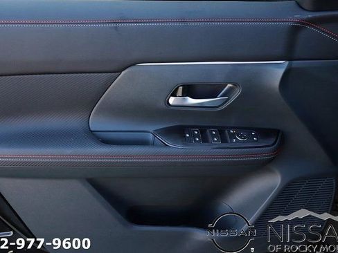New 2025 Nissan Kicks SR AWD/4WD image 8