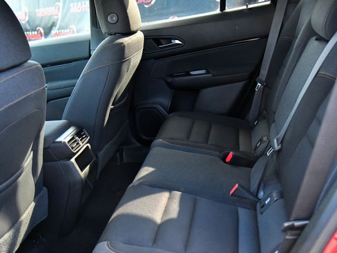 Used 2024 Honda Prologue EX image 39