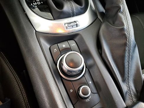 Used 2021 MAZDA MX-5 Miata RF Grand Touring RWD image 15