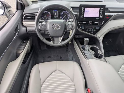 Used 2023 Toyota Camry SE image 26