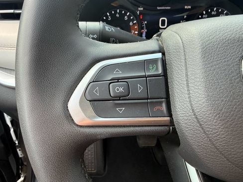 Used 2025 Jeep Compass Limited AWD/4WD image 24