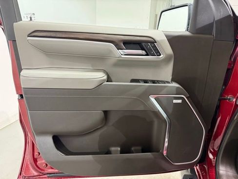 New 2026 GMC Sierra 1500 SLT w/ SLT Premium Package AWD/4WD image 10