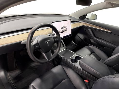 Certified 2023 Tesla Model 3 Standard Range RWD image 9