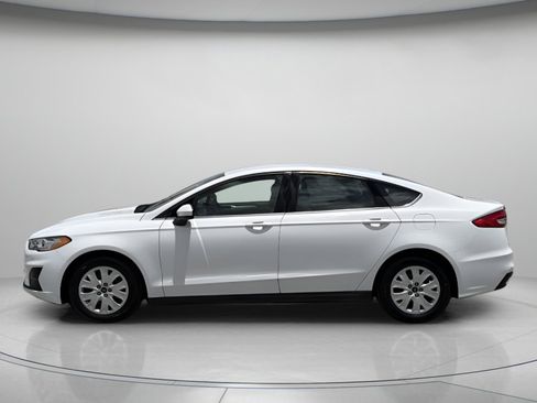 Used 2020 Ford Fusion S FWD image 5