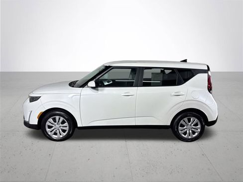 Certified 2025 Kia Soul LX image 10
