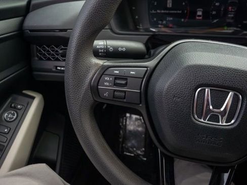Used 2024 Honda Accord LX image 19
