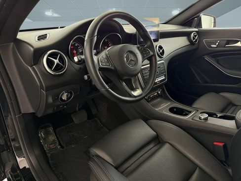 Used 2019 Mercedes-Benz CLA 250 image 4