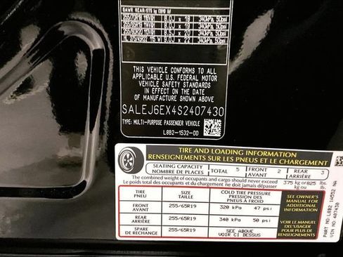 Used 2025 Land Rover Defender 90 S AWD/4WD image 34